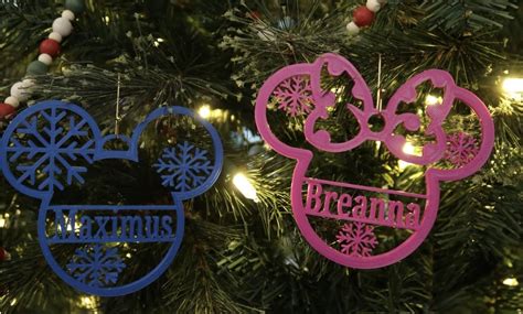 How to Get Personalized Disney Ornaments Without Leaving Home | the disney food blog