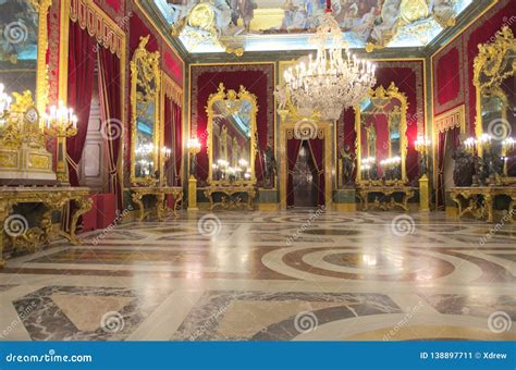 Interiors of Royal Palace in Madrid Editorial Photo - Image of room, celling: 138897711