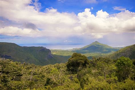 Hiking in Mauritius: five trails with stunning viewpoints | Atlas & Boots