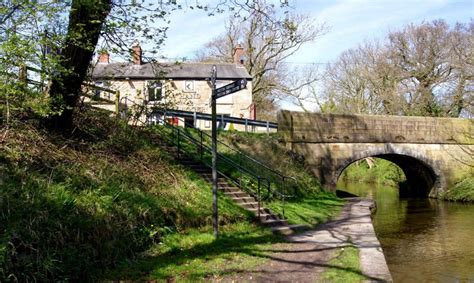 The Lancaster Canal - Lancaster Canal Boat Hire & Holidays