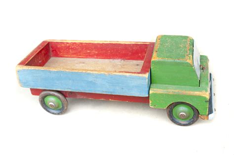 Photo of Old wooden toy truck | Free christmas images
