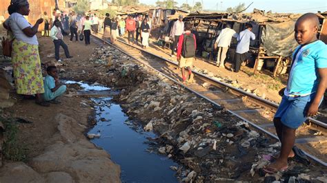 Inside Kibera slum, Africa's biggest shanty town | ITV News