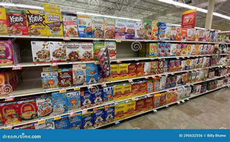 Food Lion Grocery Store Interior Cereal Aisle Editorial Photo - Image ...