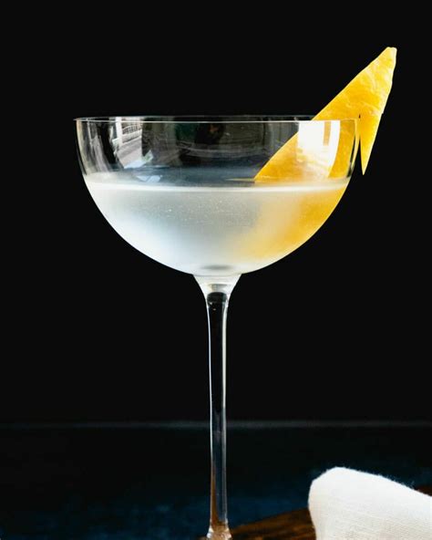 James Bond Vesper Drink Recipe | Dandk Organizer