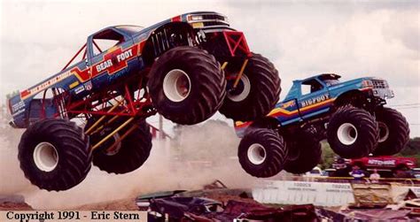 Monster Truck Racing.com