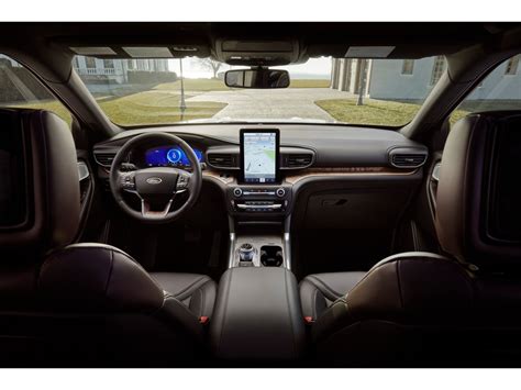 2023 Ford Explorer: 30 Interior Photos | U.S. News