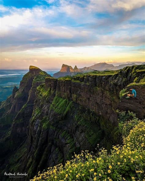 Harishchandragad Beautiful Trek - 5 things you need to know - Nomads of India