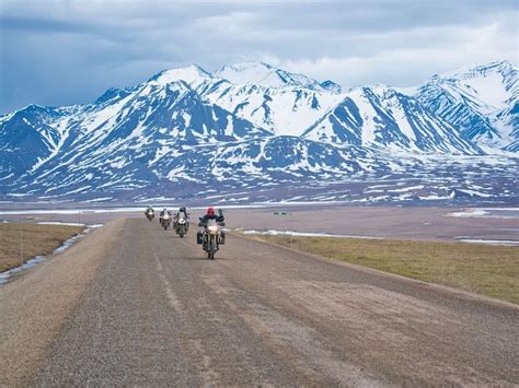 7 Different Alaska Adventures to Choose From in 2020 - MotoQuest