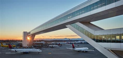 Seattle-Tacoma opens aerial walkway - Passenger Terminal Today