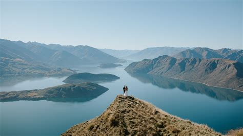 Lake Wanaka - This stunning alpine and lakeside town is one of the most dramatic and romantic ...