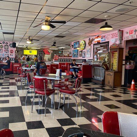 LITTLE ANTHONY'S DINER, Tucson - Updated 2023 Restaurant Reviews, Menu ...