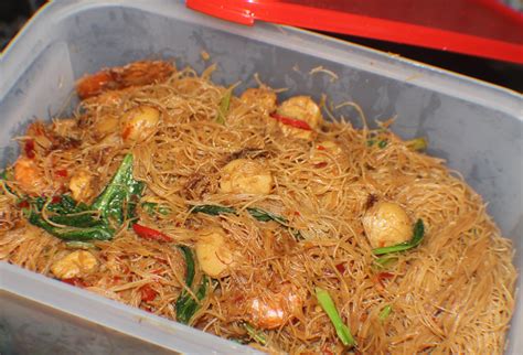 Own Secret Recipe( ‿ ): Bihun goreng Ayong