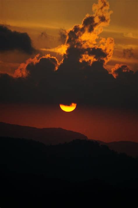 Silhouette of Mountains During Sunset · Free Stock Photo