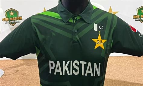 'Ye toh PSL jersey jaisi hai' - Fans react to Pakistan releasing their ...