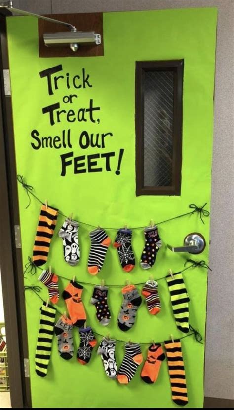 Trick or Treat Smell My Feet Door | Today's Creative Ideas