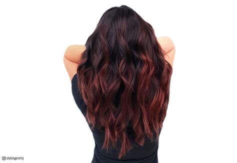 20 Best Black Hair with Red Highlights for Eye-Catching Contrast