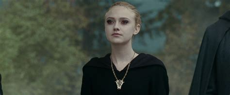 "The Twilight Saga: Eclipse" HQ Screencaps - Dakota Fanning Image (18017679) - Fanpop