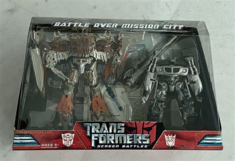 Transformers Megatron vs Autobot Jazz Set, Hobbies & Toys, Toys & Games ...