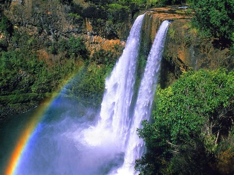 Wailua Falls, Kauai, Hawaii | Hawaii waterfalls, Most beautiful beaches, Waterfall