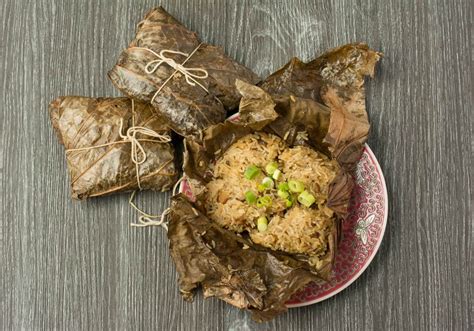 Lotus Leaf Wrapped Sticky Rice (Hor Yip Fan) | Asian Inspirations ...