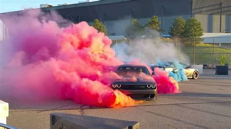 2022 Dodge Charger Srt Hellcat Burnout