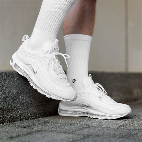 Nike Air Max 97 Triple White : Release Reminder - WAVE®