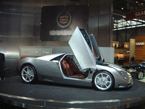 sports car: Cadillac Cien Concept Interior