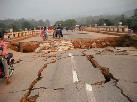 In Myanmar, Aftershocks Persist as Quake’s Toll Rises - The New York Times