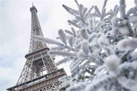 The Ultimate Guide To Visiting Paris In Winter: Weather, Safety & Tips ...