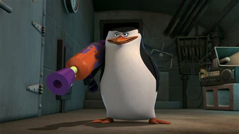 Watch The Penguins of Madagascar Season 3 Episode 1: Mental Hen/Thumb Drive - Full show on CBS ...