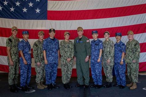 220930-N-MM501-1056 YOKOSUKA, Japan (Sept. 30, 2022) Commander, U.S. 7th Fleet Vice Adm. Karl