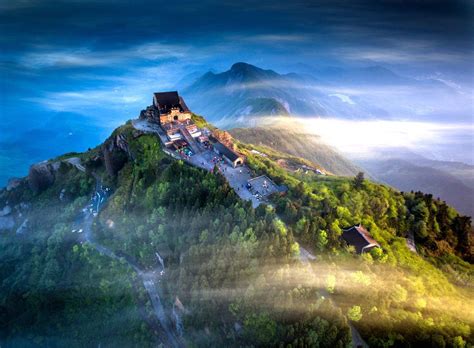 The Sight of China - Mount Hengshan | Chinese landscape, Mountains ...