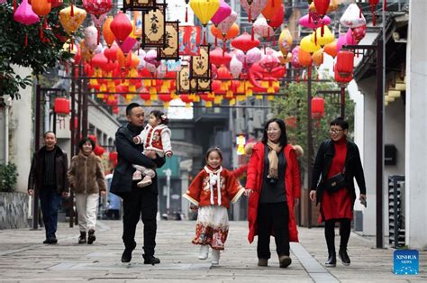 Spring Festival traditions revived, developed - 海之子