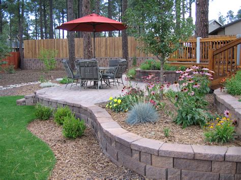 Backyard fire pit landscaping ideas - large and beautiful photos. Photo ...