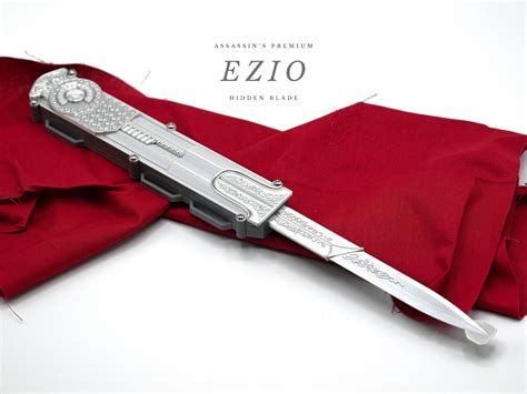 V2 Assassin's Brotherhood Ezio Auditore Hidden Blade Premium Edition - Etsy