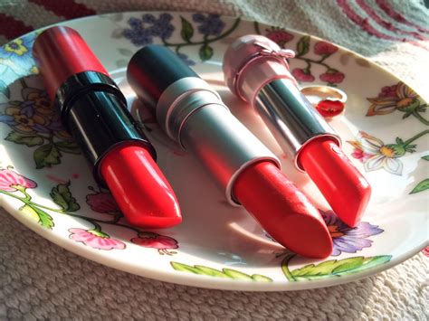 Lipsticks for Lunch: Strawberry smooch: Revlon Strawberry Suede dupes!