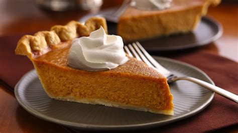 Easy Pumpkin Pie Recipe - Pillsbury.com