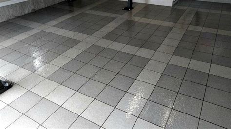 Tiling A Garage Floor With Porcelain Tiles – Flooring Site