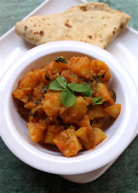 Aloo Sabzi Recipe, Aloo Ki Sabzi - Yummy Indian Kitchen