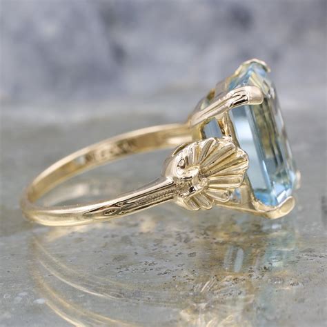 1930s Fine Emerald-Cut Aquamarine Ring – Pippin Vintage Jewelry