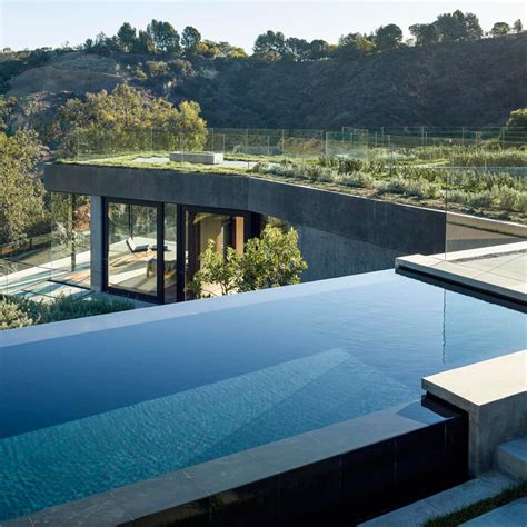 20+ Best Rooftop Swimming Pool Design Ideas - The Architecture Designs