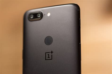 OnePlus 5T review: A $500 mid-range phone with the heart of a $900 ...