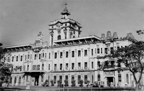 Arquitectura Manila: University of Santo Tomás Main Building