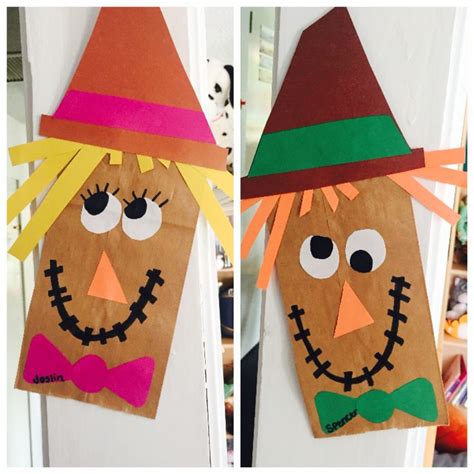 Easy paperbag scarecrow craft! | Scarecrow crafts, November crafts, Fall crafts