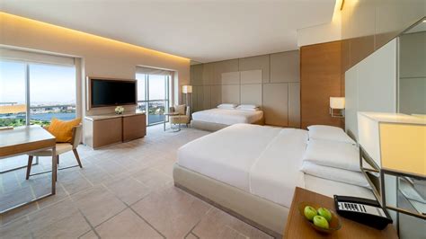 Dubai 5 Star Luxury Rooms and Suites | Hyatt Regency Dubai Creek Heights