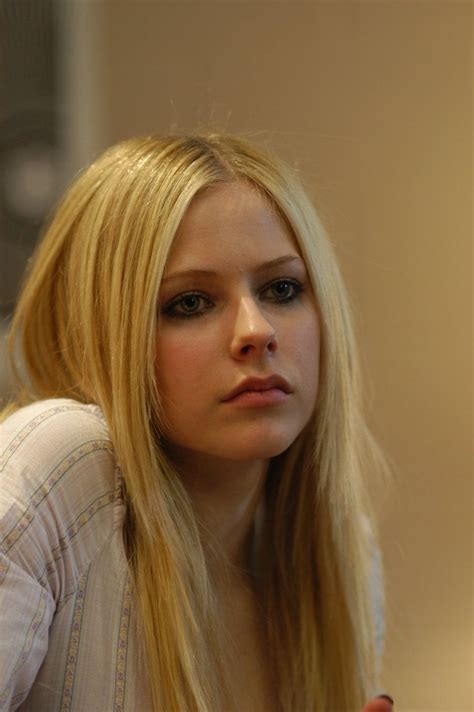 Fast Food Nation - 2006 - 06 - AvrilPix Gallery - The best image, picture and photo gallery ...