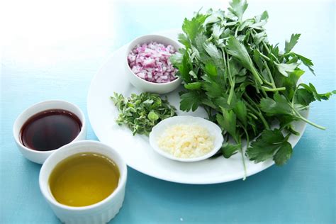 Parsley Awesome Sauce is an herb sauce that is paleo, aip and allergy friendly