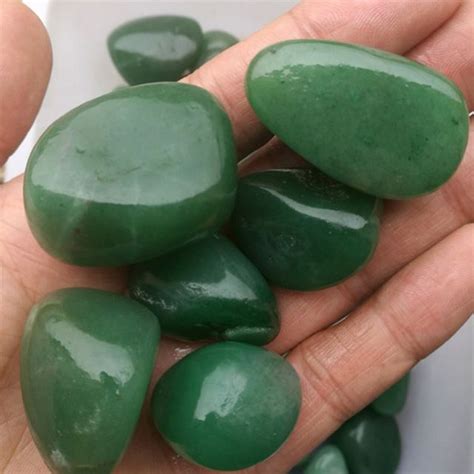 Facts About Green Jade: Meanings, Properties, and Benefits - Gemstagram