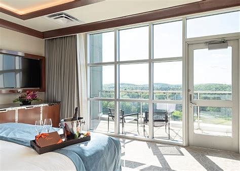 Resorts World Catskills Rooms: Pictures & Reviews - Tripadvisor