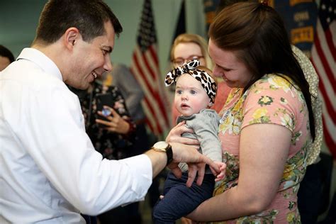 Pete Buttigieg, Husband Chasten Want Kids 'Soon'